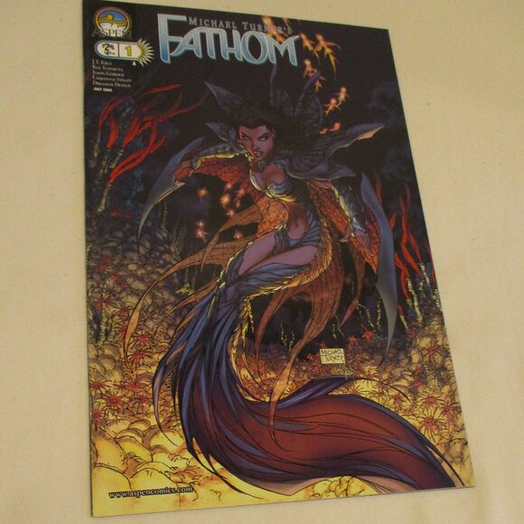 Fathom #1 Aspen Comic 1st Print Medium Black White Red Comic Book - Picture 1 of 4